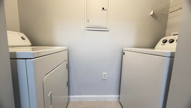 Foto del edificio - 11661 W Atlantic Blvd