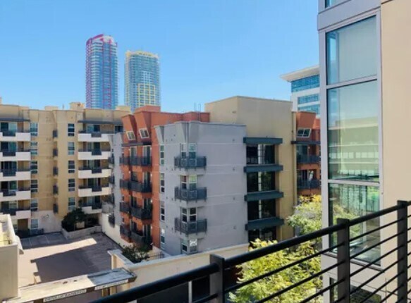 Foto del edificio - 1050 Island Ave