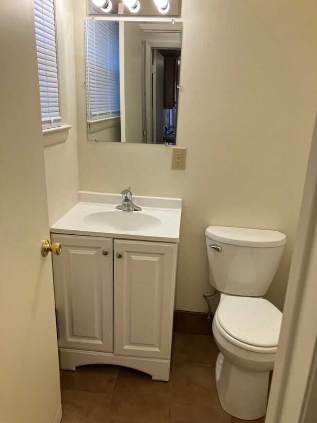 Foto del edificio - 3 BEDROOM SINGLE FAMILY HOME