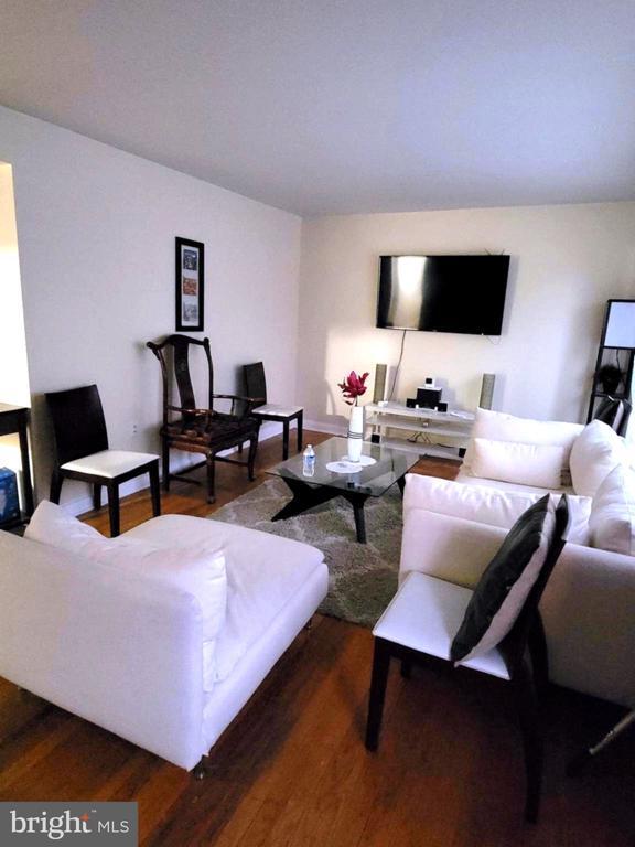 Foto del edificio - 4506 Samar St
