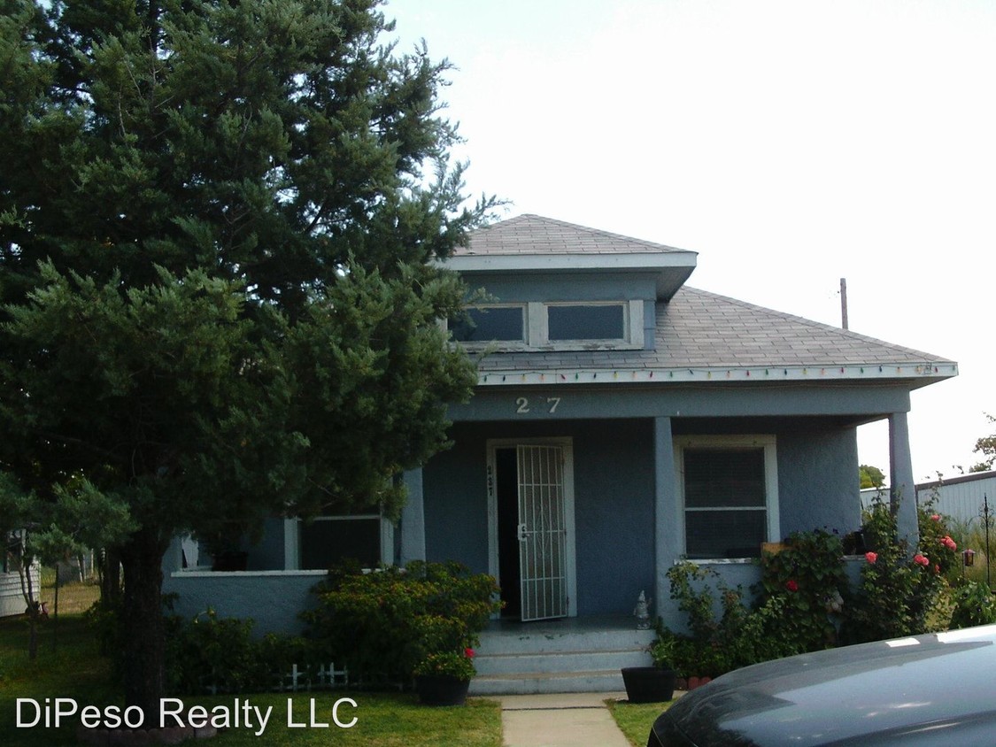 Primary Photo - 237 N Curtis Ave