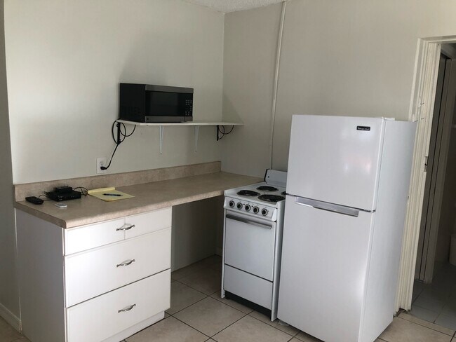 Foto del edificio - 2037 Linden Rd