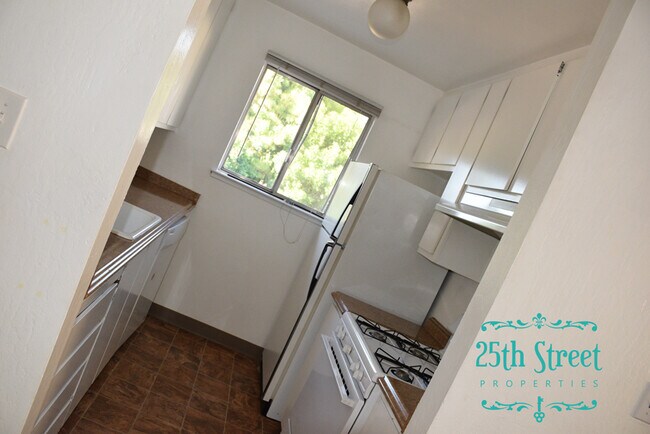 Foto del edificio - 6443 Donegal Dr