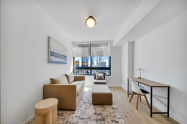 Building Photo - 225 N Miami Ave