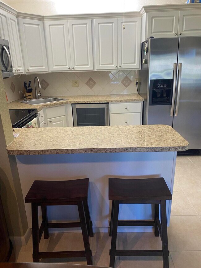 Foto del edificio - 341 Pine Ridge Cir
