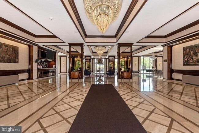 Foto del edificio - 5225 Pooks Hill Rd