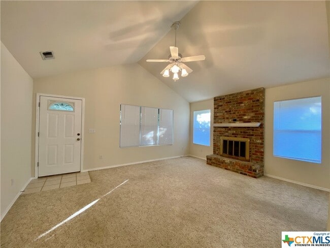 Building Photo - 1593 Amanda-
