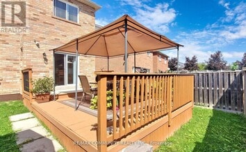 Building Photo - 446 Huntington Ridge Dr