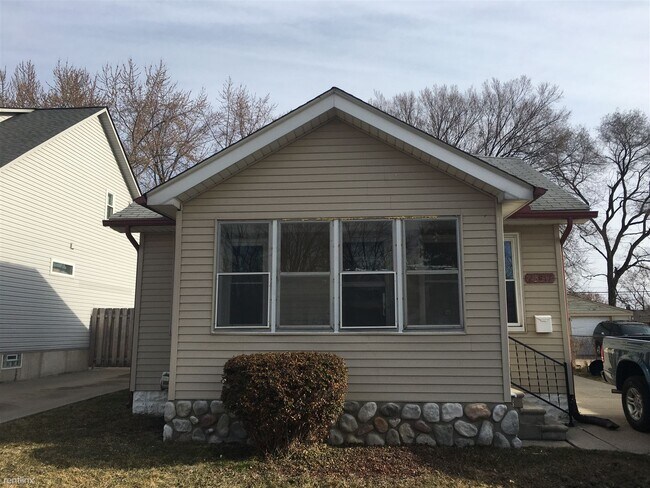 Building Photo - 2 br, 1 bath House - 23511 Allor St