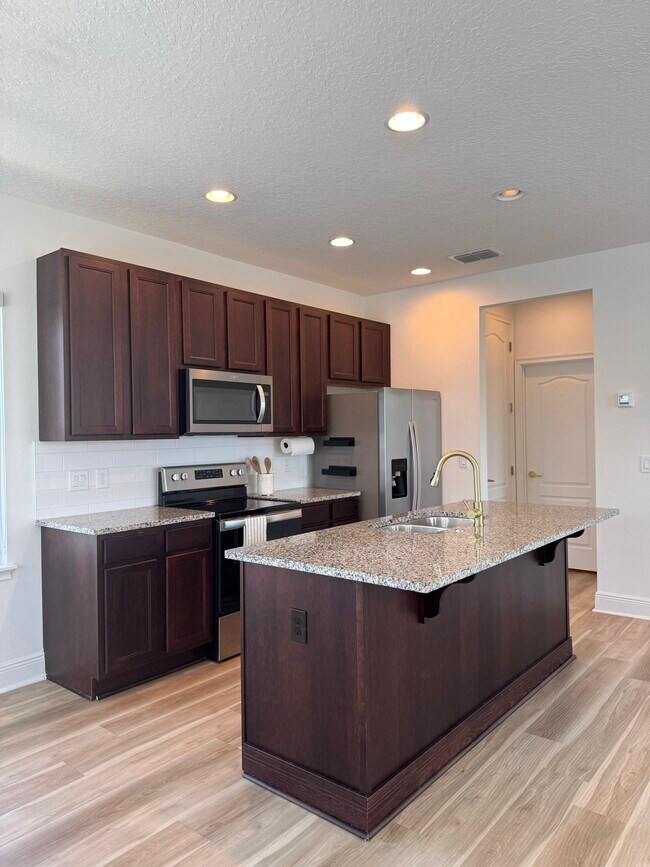 Foto del edificio - 8447 Rothman Aly