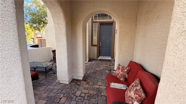 Foto del edificio - 9878 Big Window St