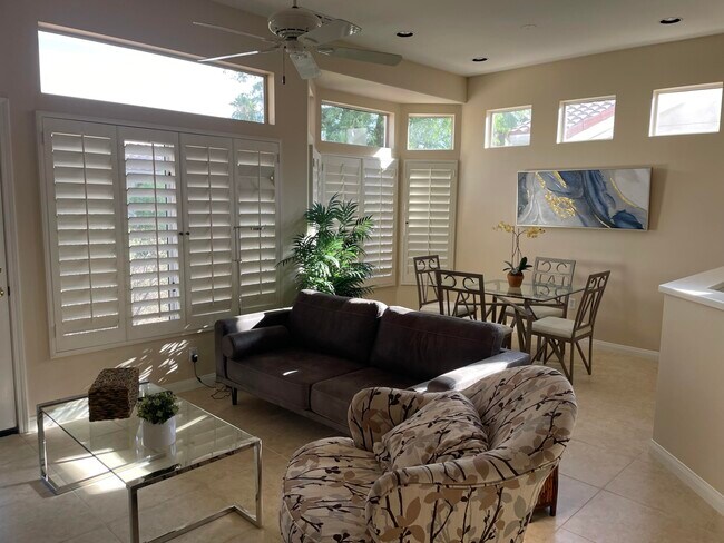 Building Photo - 78342 Silver Sage Dr