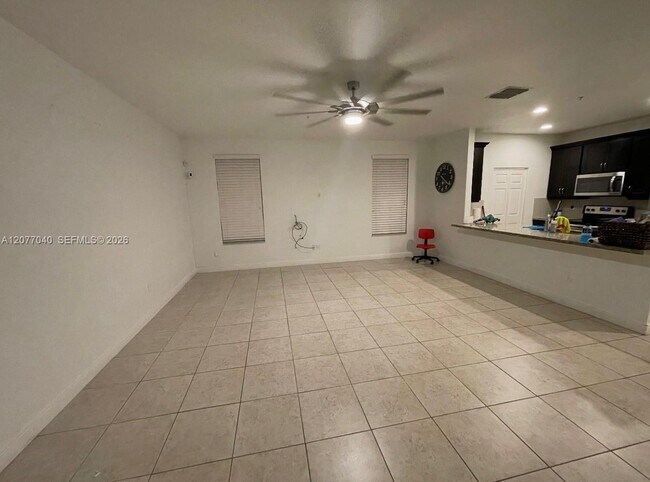 Building Photo - 2850 SW 119th Way
