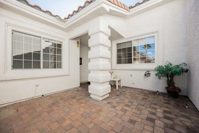 Foto del edificio - Summerlin - Single Story Townhome -