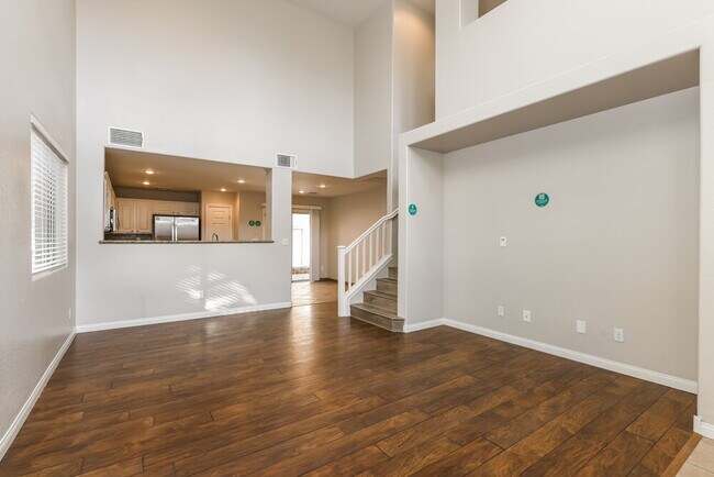 Foto del edificio - 1158 Claire Rose Ave
