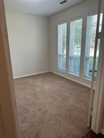 Building Photo - 5660 Domer Dr