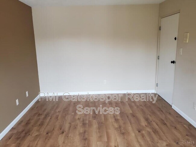 Building Photo - 6646 Hearne Rd