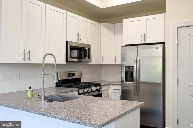 Foto del edificio - 514 W Montgomery Ave