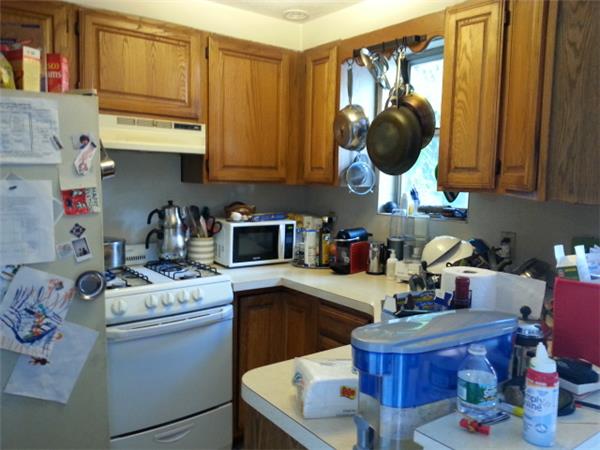 Building Photo - 165 Huntington St