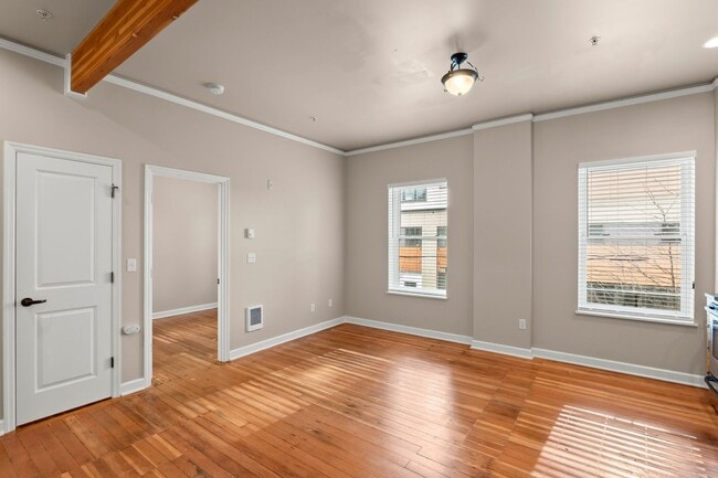 Building Photo - The Rinehart Building Residential Units