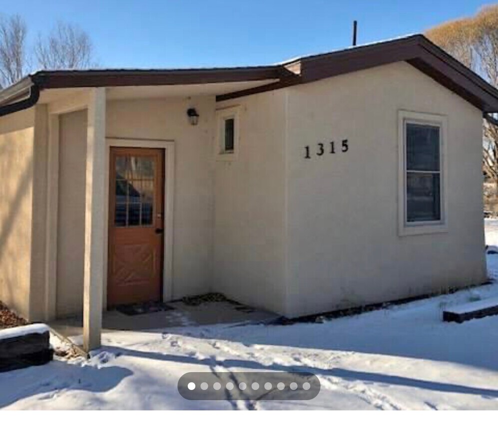 Foto principal - 1315 Coronado St