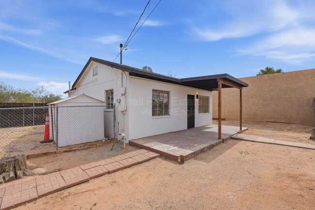 Foto del edificio - 1432 N Columbus Blvd