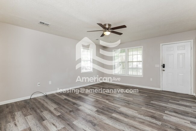 Foto del edificio - 175 E Bell St