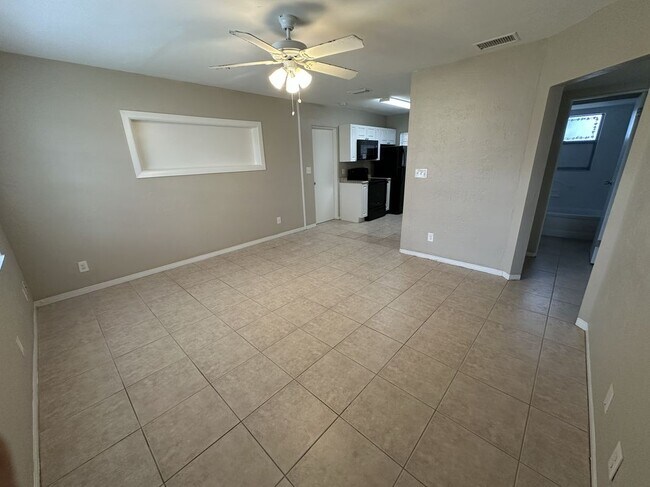 Foto del edificio - 6601 65th Way