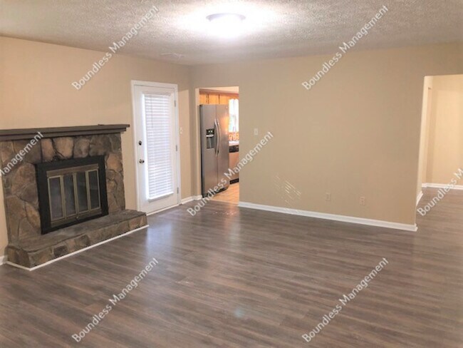 Foto del edificio - 1066 Redan Trail Ct