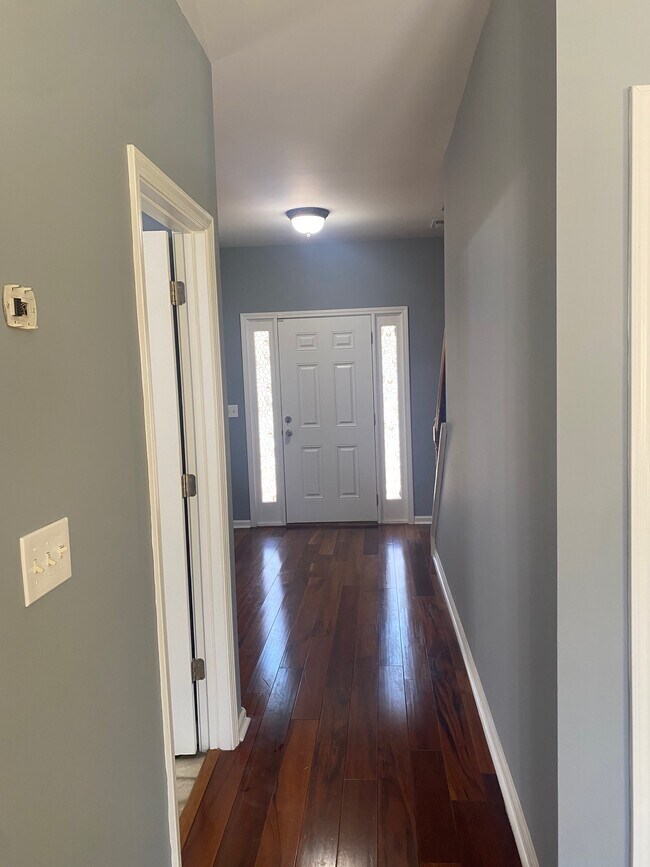 Foto del edificio - 2007 Peach Shoals Cir