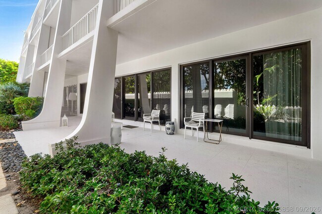 Foto del edificio - 2275 S Ocean Blvd