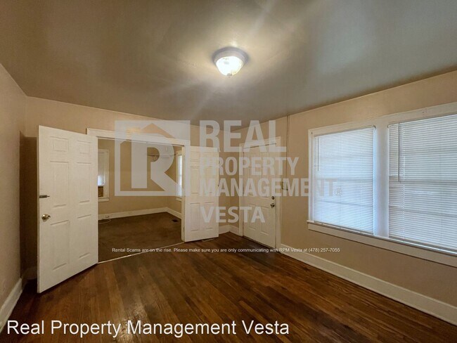 Foto del edificio - 2 br, 1 bath House - 1052 Mimosa Dr