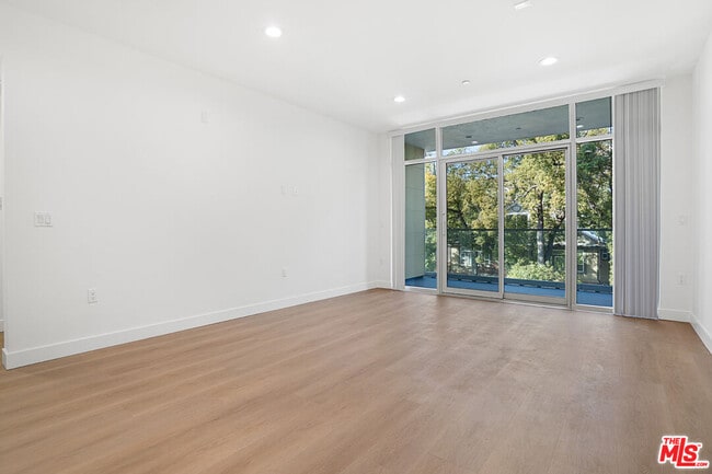 Foto del edificio - 164 Chestnut St