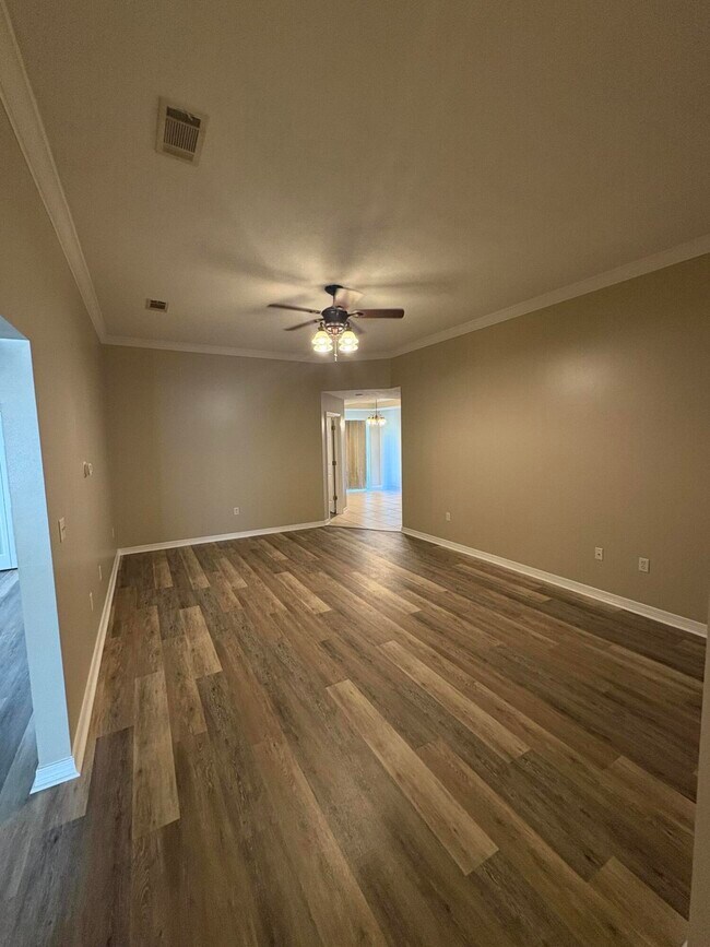 Building Photo - 2877 Aplin Rd