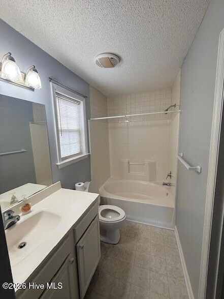 Foto del edificio - 200 Commons Ct