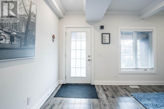 Building Photo - 73 Clinton St