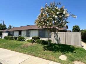Building Photo - 1735 Orinda Ct