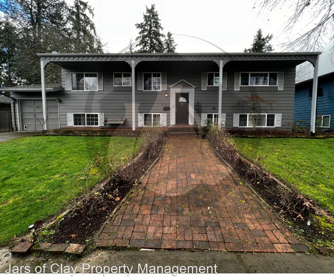 Building Photo - 5 br, 2 bath House - 12050 SW Bruce Ln