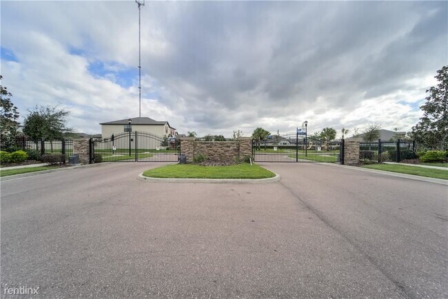 Building Photo - 4 br, 3 bath House - 12279 Creek Preserve Dr