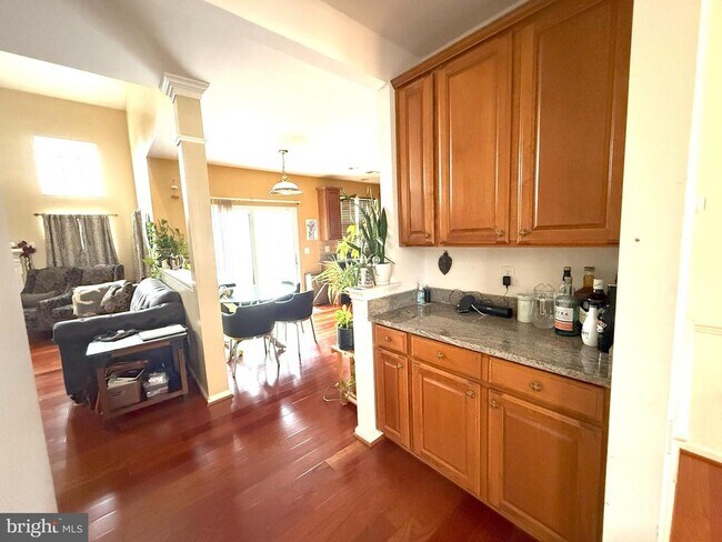 Foto del edificio - 18416 Beechnut Way