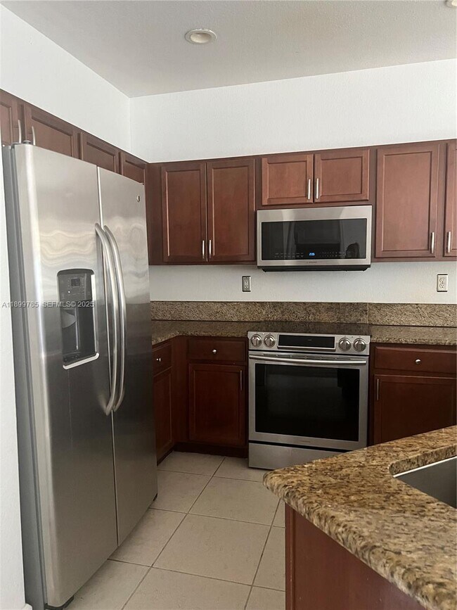 Foto del edificio - 7166 SW 163rd Pl