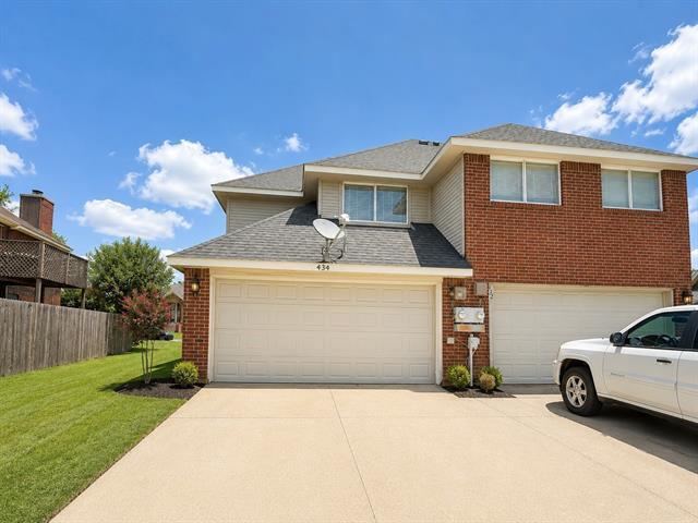 Foto del edificio - 432 Chestnut Ln
