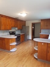 Building Photo - 3 Arrowhead Dr