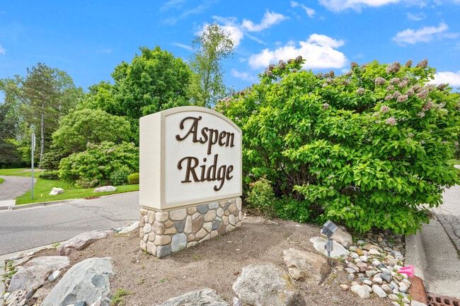 Foto del edificio - 6352 Aspen Ridge Blvd