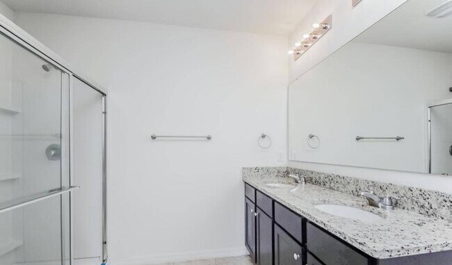 Building Photo - 5117 Fiddlewood Way