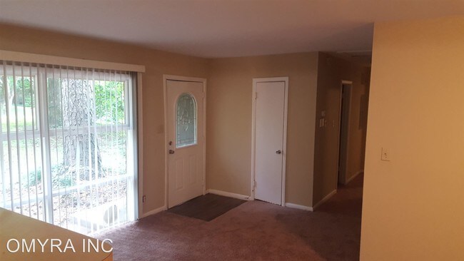 Building Photo - 4 br, 2.5 bath House - 3490 Primrose Place