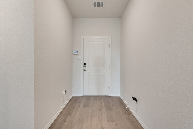 Building Photo - 2706 Knollwood Trl