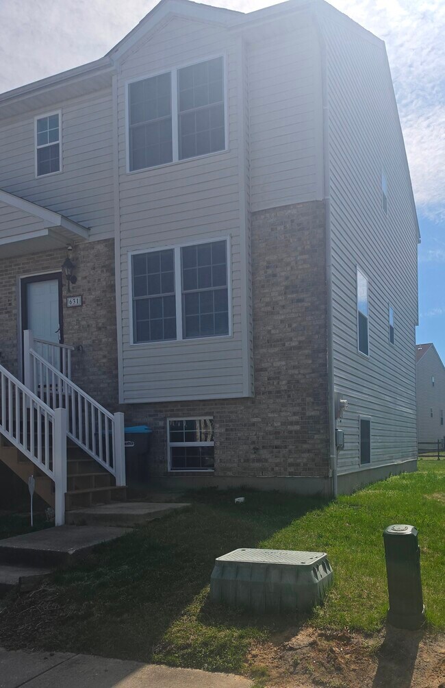 Building Photo - 631 Widener Ln
