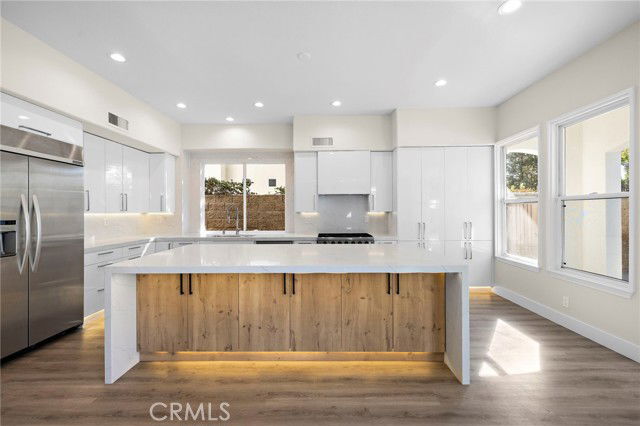 Building Photo - 21 Sea Terrace