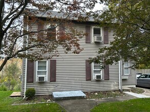 Building Photo - 22 Mountainville Rd